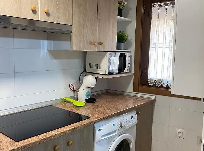 Mikaela Planta Baja-con Patio 아파트 *